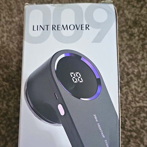 Electric fabric shaver lint - fabric,